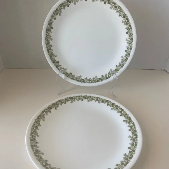 Corelle Spring Blossom Crazy Daisy Luncheon Salad Plates Set of 2. They are 8.5” - Picture 4 of 4